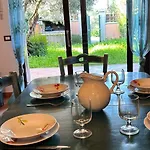 Nura Casa L'ulivo بيت للعطل Olia Speciosa